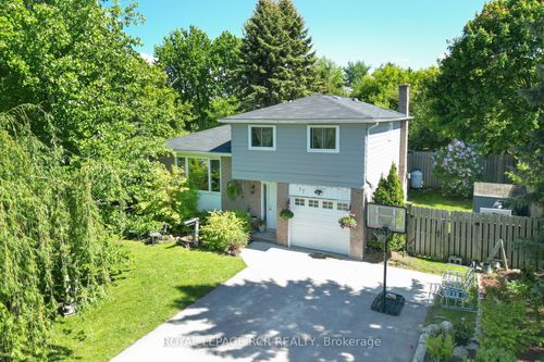 17 Jamieson Dr, Rosemont, ON, L0N1R0 | Card Image