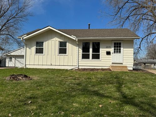 2319 Pinehurst Drive, Bettendorf, IA, 52722 | Card Image