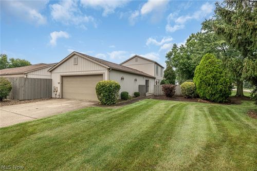4812 Spruce Pine Way, North Ridgeville, OH, 44039 | Card Image