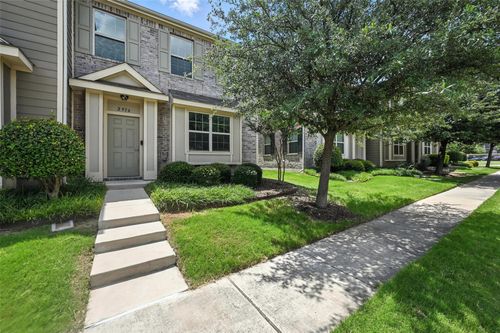 2916 Peyton Brook Dr, Fort Worth, TX, 76137-7563 | Card Image