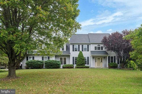 223 Autumn Hill Dr, OXFORD, PA, 19363-2101 | Card Image