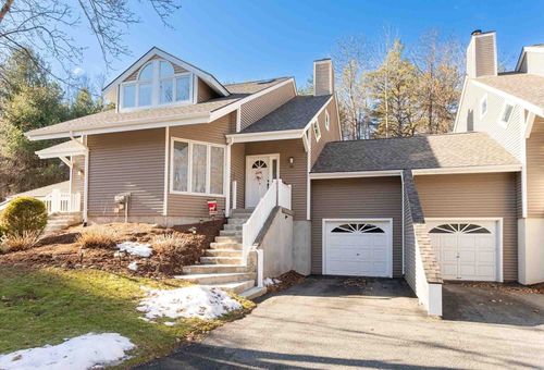 62-62 S View Dr, Southwick, MA, 01077-9769 | Card Image