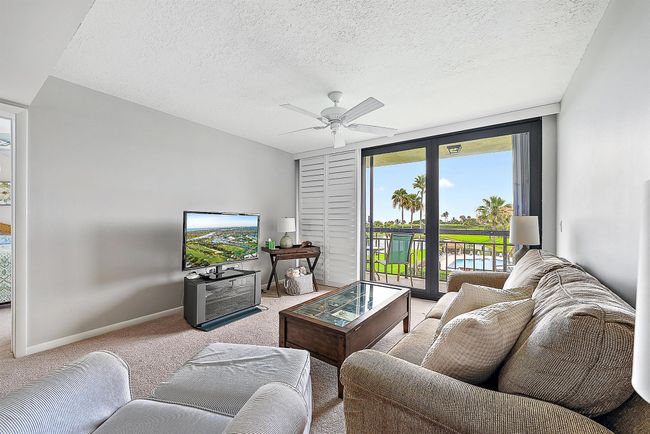 APT-305 - 301 S Seas Dr, Condo with 2 bedrooms, 2 bathrooms and null parking in Jupiter FL | Image 4