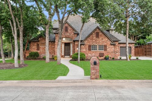 1 Lake Forest Ct, Trophy Club, TX, 76262-5504 | Card Image