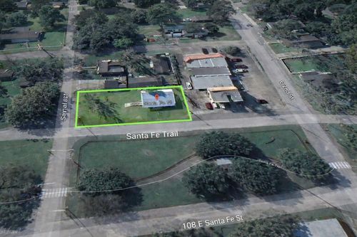 108 W Santa Fe St, Wharton, TX, 77488-3000 | Card Image