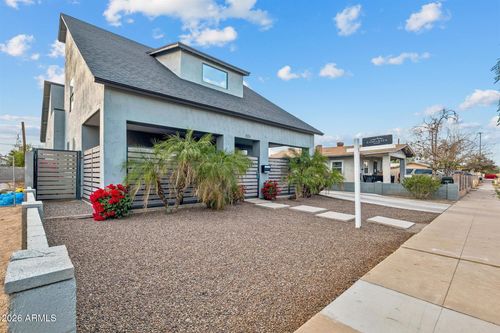 826 N 11th Ave, Phoenix, AZ, 85007-2324 | Card Image