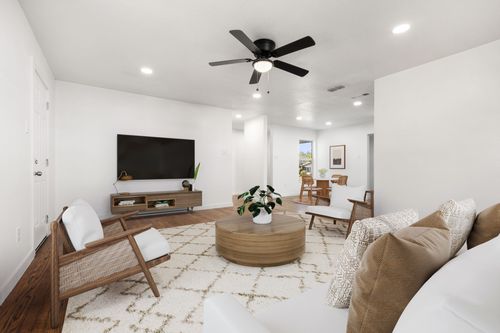 3920 Vanette Ln, Dallas, TX, 75216-6055 | Card Image