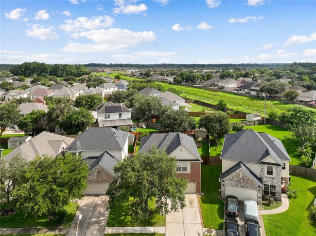 12106 Hawthorne Hill Cir, House other with 3 bedrooms, 3 bathrooms and 2 parking in Humble TX | Image 5