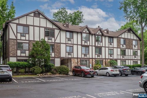 1406 Faulkner Ct, Mahwah, NJ, 07430-3483 | Card Image