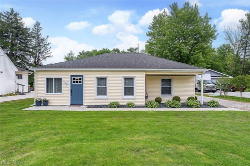 39 Prospect St, Seville, OH, 44273-9767 | Card Image