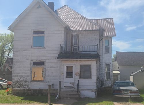 204 S River Park Drive, Guttenberg, IA, 52052 | Card Image
