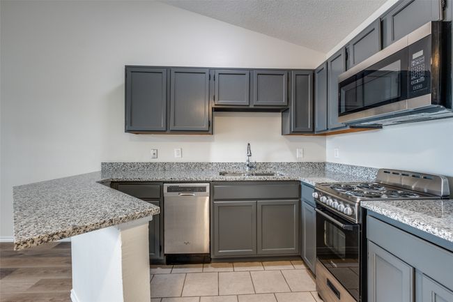 APT-424 - 6108 Abrams Rd, Condo with 1 bedrooms, 1 bathrooms and null parking in Dallas TX | Image 4