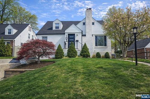 103 E Cedar Lane, Teaneck, NJ, 07666 | Card Image