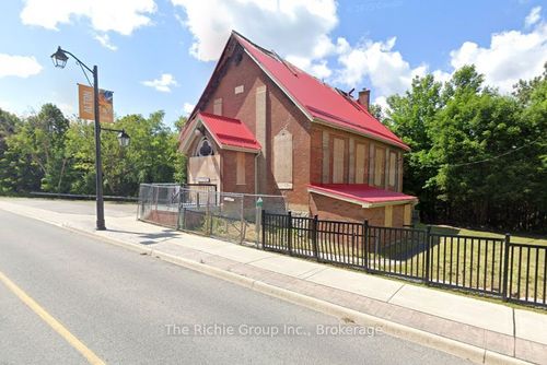 1532 Queen St, Alton, ON, L7K0C2 | Card Image