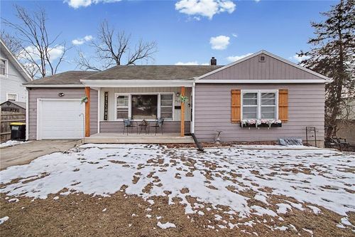 815 Wilhite St, Excelsior Springs, MO, 64024-2042 | Card Image