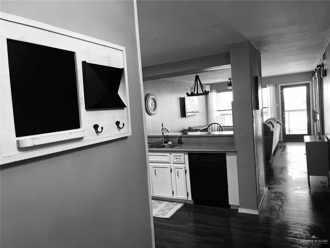APT-505 - 2900 Ashley Dr, Condo with 2 bedrooms, 2 bathrooms and null parking in Pharr TX | Image 19