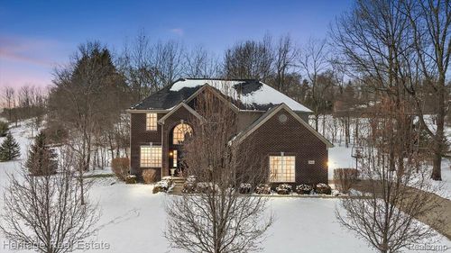 3816 High View Dr, Oxford, MI, 48371-5739 | Card Image