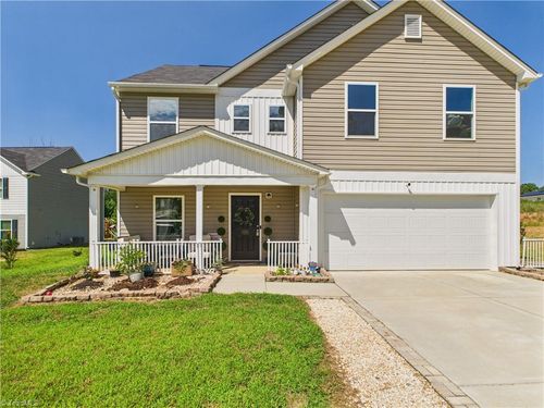 1531 Robins Nest Dr, Asheboro, NC, 27203-2720 | Card Image