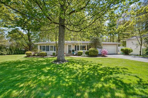 2864 Hedwig Dr, Yorktown Heights, NY, 10598-3228 | Card Image