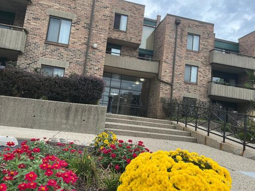 apt-330-1931 Prairie Sq, Schaumburg, IL, 60173-4135 | Card Image