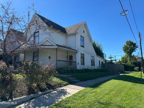 802 Yondota St, Toledo, OH, 43605-2907 | Card Image