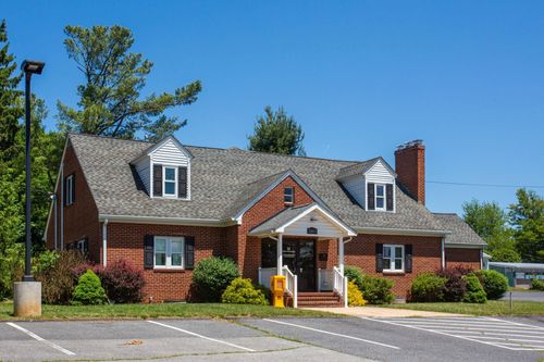2352 Jefferson Hwy, Waynesboro, VA, 22980-6503 | Card Image