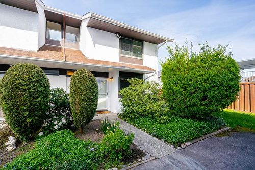 134 - 9700 Glenacres Drive, Townhouse with 3 bedrooms, 1 bathrooms and 2 parking in Richmond BC | Card Image