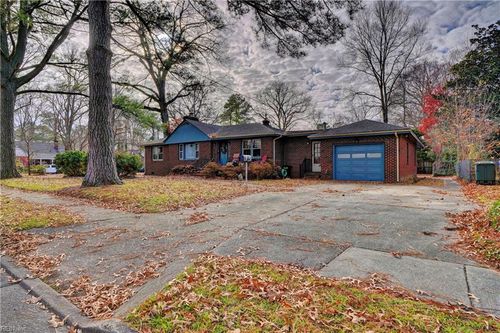 8035 Bison Ave, Norfolk, VA, 23518-2944 | Card Image