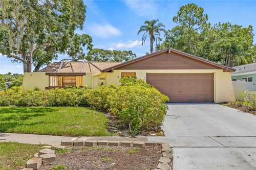8405 Woodbridge Blvd, TAMPA, FL, 33615-2017 | Card Image