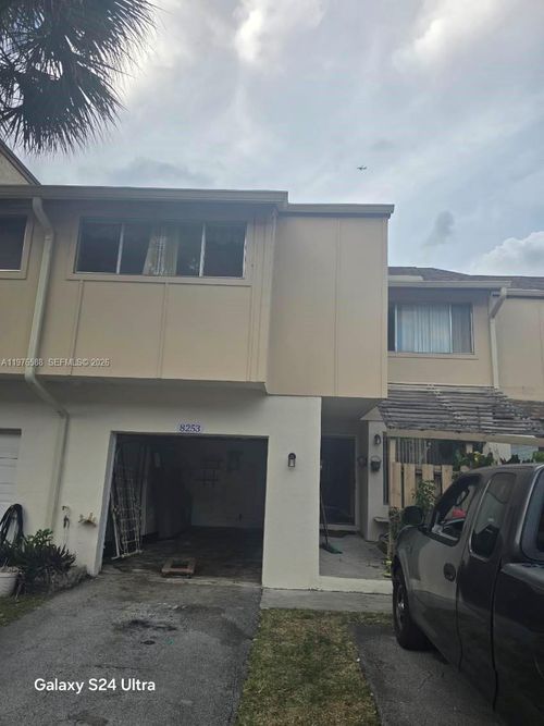 2-8253 Nw 9th Ct, Plantation, FL, 33324 | Card Image