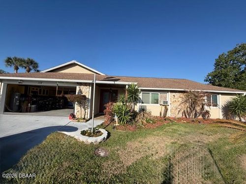 1118 Wandering Oaks Dr, Ormond Beach, FL, 32174-3954 | Card Image