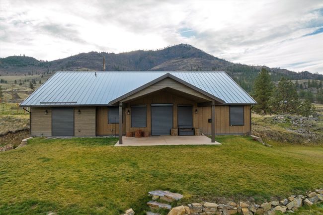9701 Mt Highway 200, House other with 3 bedrooms, 2 bathrooms and null parking in Dixon MT | Image 44