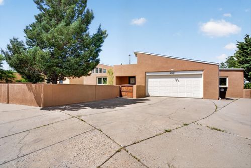 2709 Eastridge Dr Ne, Albuquerque, NM, 87112-2012 | Card Image