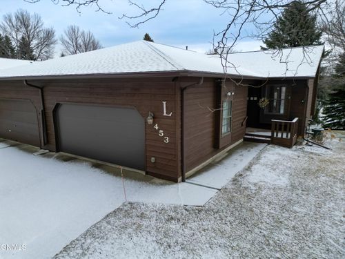 453 Brandon Dr, Bismarck, ND, 58503 | Card Image