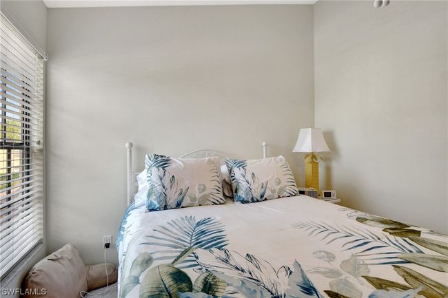 APT-10 - 17270 Eagle Trce, Condo with 2 bedrooms, 2 bathrooms and null parking in FORT MYERS FL | Image 27
