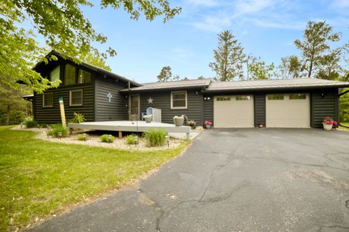 29774 Whispering Pines Rd, Lone Rock, WI, 53556-4186 | Card Image