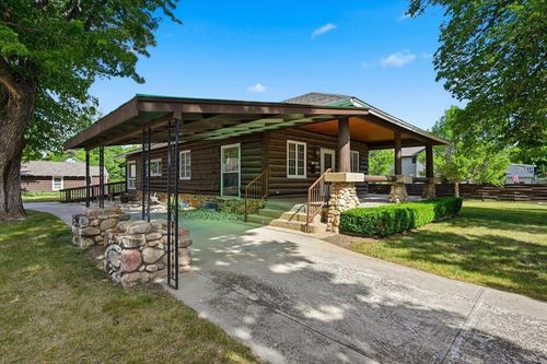 1343 Fulton St, sturgis, SD, 57785-1932 | Card Image