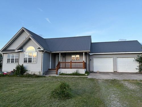 124 Plainview Dr, Seymour, MO, 65746-1002 | Card Image
