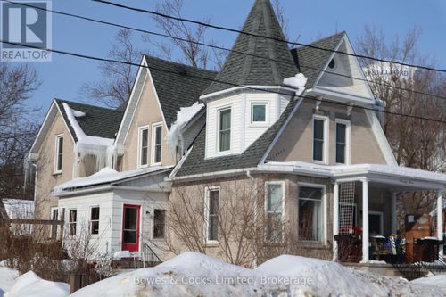 24 Canrobert St N, Campbellford, ON, K0L1L0 | Card Image