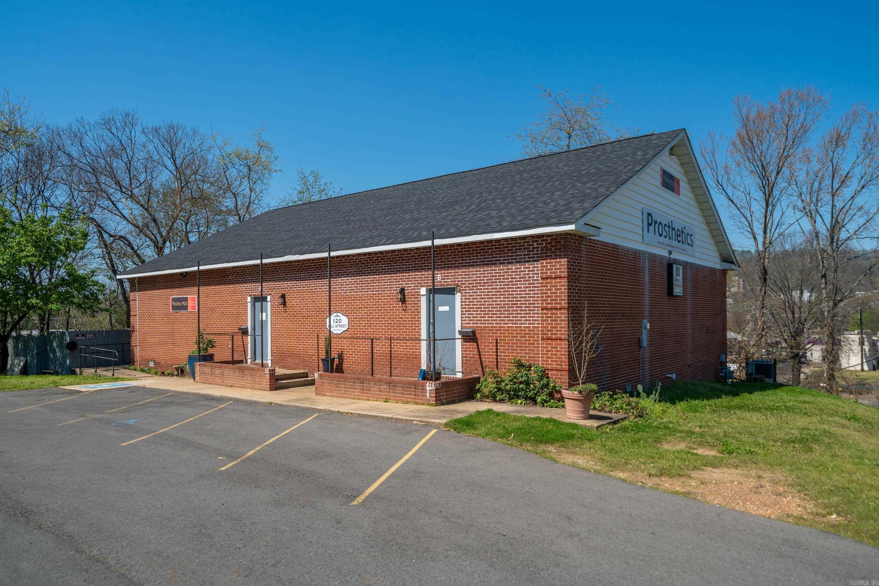 120 Hill St, Hot Springs, AR 71901