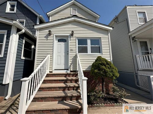 51 Levinson Ave, South River, NJ, 08882-1724 | Card Image