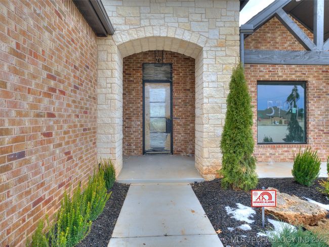5704 E 126 Th St S, House other with 4 bedrooms, 4 bathrooms and null parking in Bixby OK | Image 4