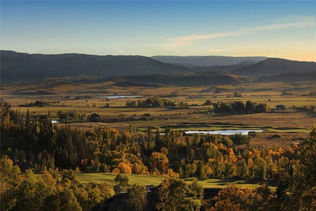 Panorama across the valley to the south west | Image 16