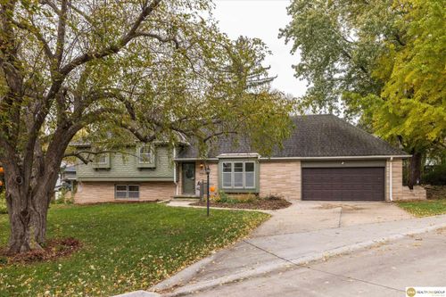 1256 Peterson Dr, Omaha, NE, 68130-1408 | Card Image