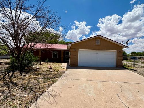 2 Don Juan Dr, Los Lunas, NM, 87031-9503 | Card Image