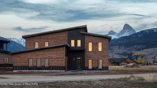 1601 Jackrabbit Ln, Driggs, ID, 83422 | Card Image