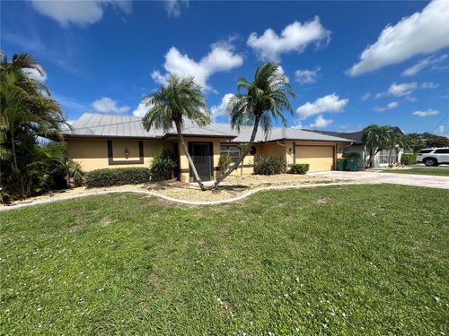 2093 Rio De Janeiro Ave, Punta Gorda, FL, 33983-8660 | Card Image