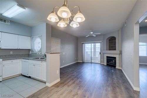 1047-5415 W Harmon Ave, Las Vegas, NV, 89103-5098 | Card Image