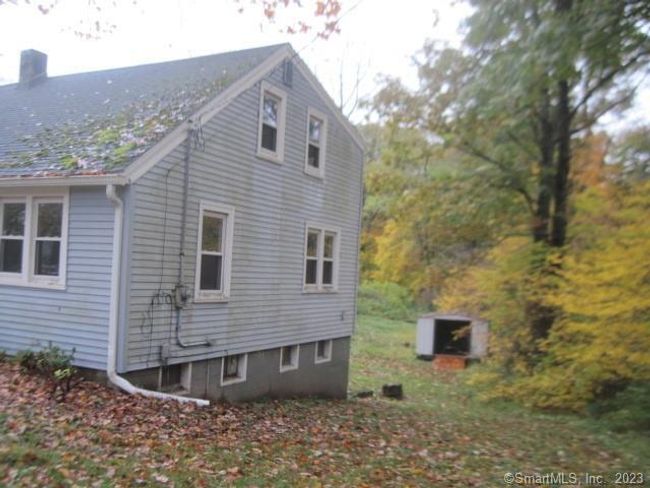 288 Cathole Rd, House other with 4 bedrooms, 1 bathrooms and 3 parking in Litchfield CT | Image 4