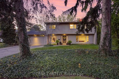 1385 Birchwood Dr, Mississauga, ON, L5J1T3 | Card Image